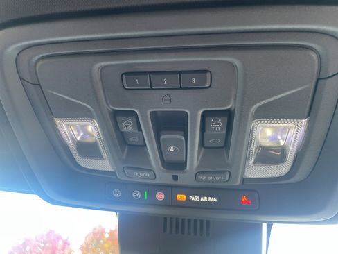 Used 2024 Chevrolet Silverado 1500 ZR2 w/ Technology Package image 68