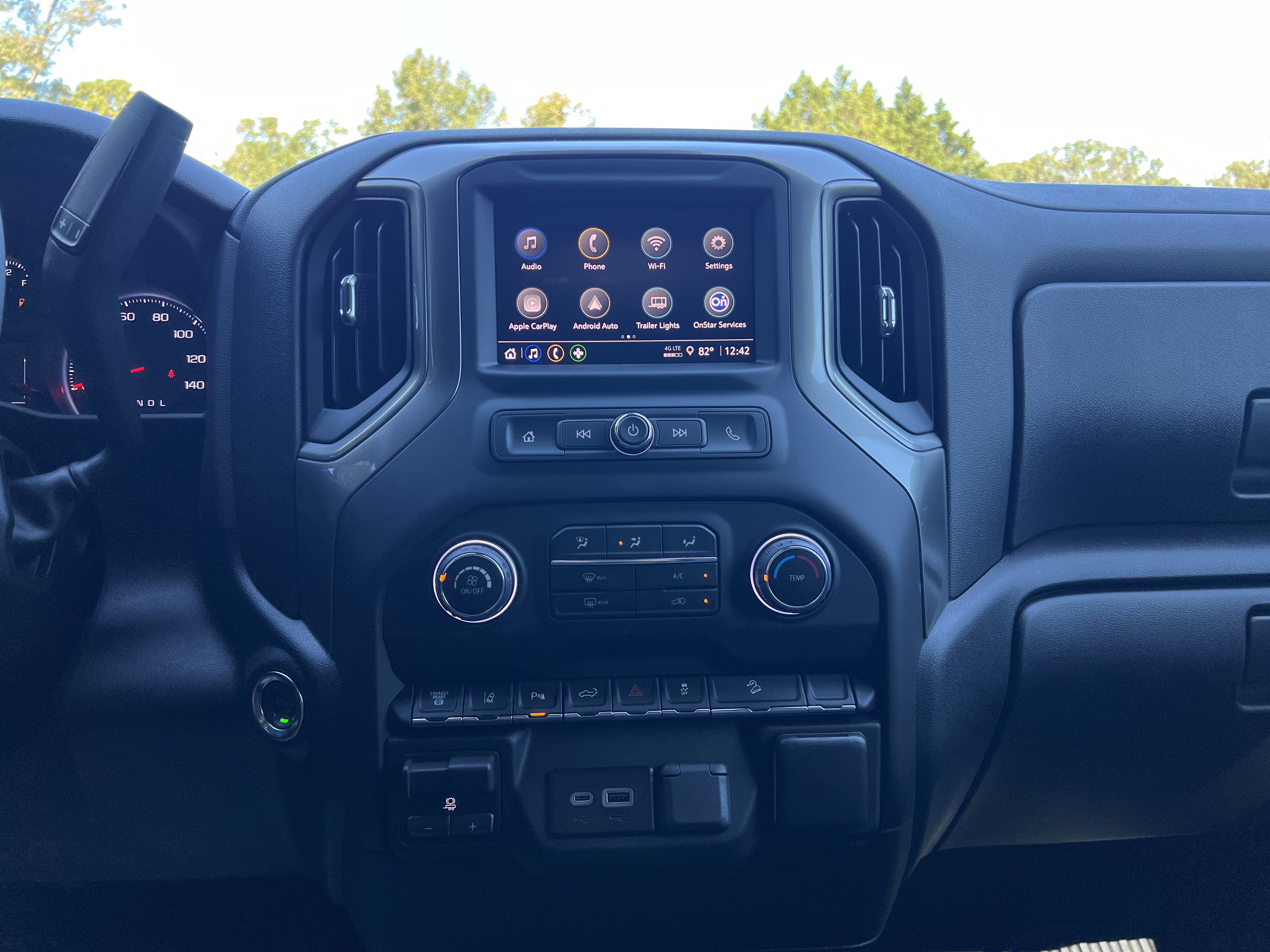 New 2026 Chevrolet Silverado 2500 Custom w/ Custom Value Package AWD/4WD image 25