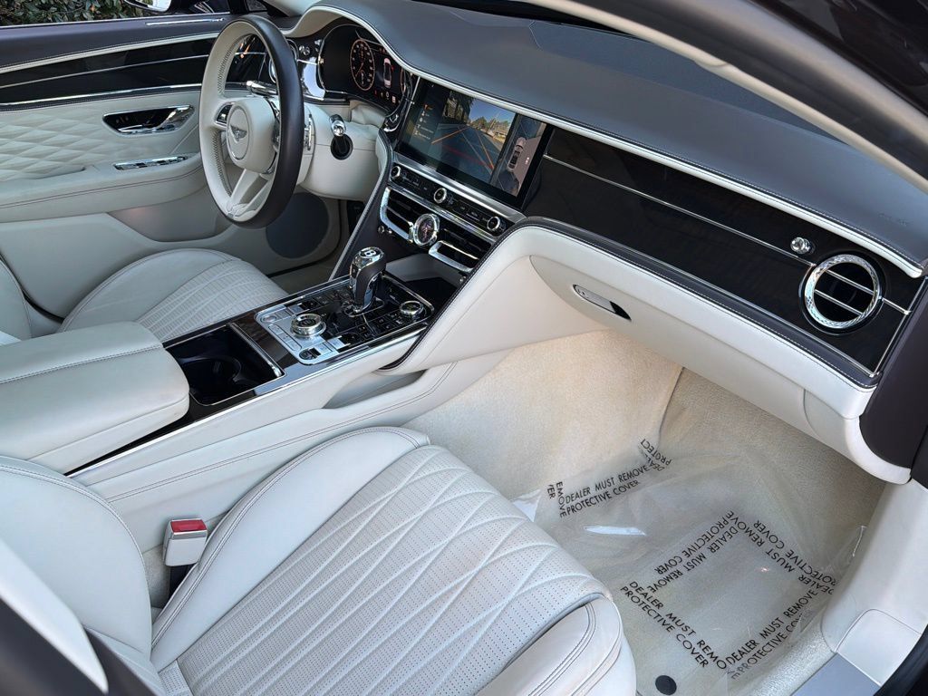 Used 2021 Bentley Flying Spur W12 AWD/4WD image 33