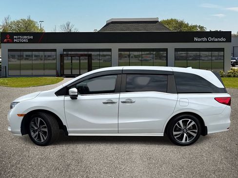 Used 2023 Honda Odyssey Touring image 2