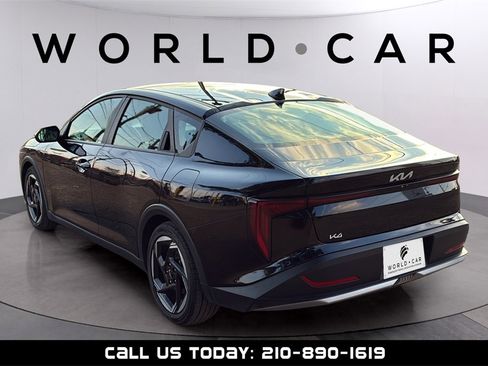 Used 2025 Kia K4 EX image 10