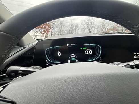 New 2026 Kia Niro EX image 11