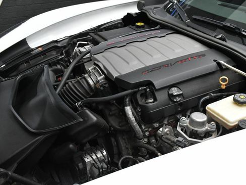 Used 2016 Chevrolet Corvette Stingray Coupe w/ 2LT Preferred Equipment Group image 11