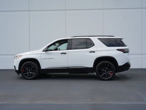 Used 2021 Chevrolet Traverse Premier w/ Redline Edition AWD/4WD image 6
