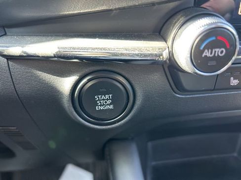 Used 2022 MAZDA MAZDA3 s image 16