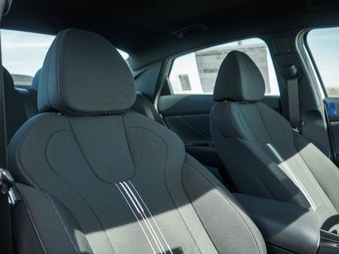 New 2026 Hyundai Elantra Sport FWD image 10