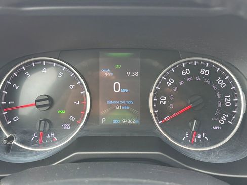 Used 2020 Toyota RAV4 XLE w/ Convenience Package image 48