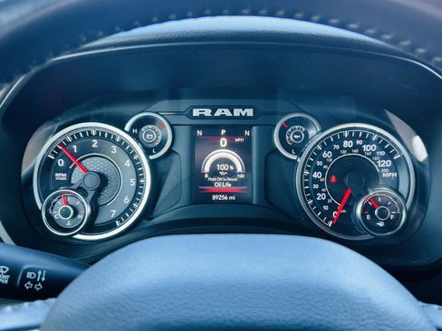 Used 2021 RAM 1500 Big Horn image 15