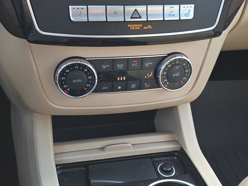 Used 2018 Mercedes-Benz GLE 350 4MATIC image 23