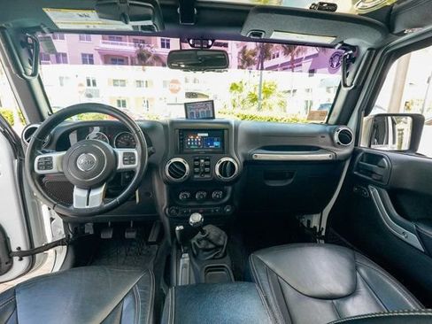 Used 2016 Jeep Wrangler Unlimited Rubicon AWD/4WD image 74