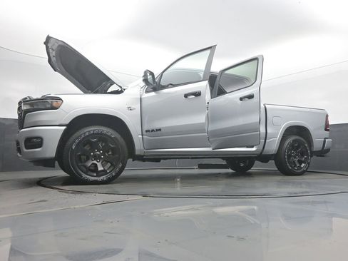 New 2026 RAM 1500 4x4 Crew Cab image 59