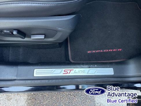 Certified 2022 Ford Explorer ST-Line w/ Class IV Trailer Tow Package image 35