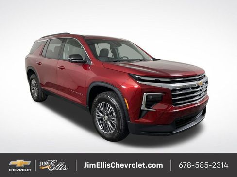 New 2026 Chevrolet Traverse LT w/ Driver Confidence Package image 1
