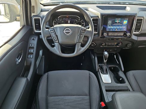 Certified 2024 Nissan Frontier SV w/ Technology Package image 12