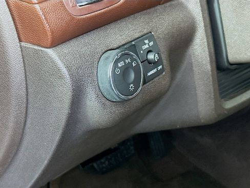 Used 2014 Buick Enclave Premium w/ Trailering Provision Package FWD image 10