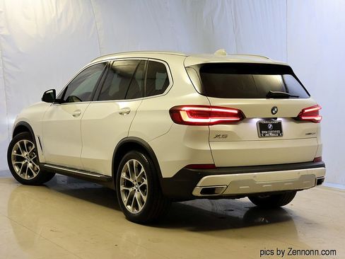 Certified 2023 BMW X5 xDrive40i w/ Premium Package image 9