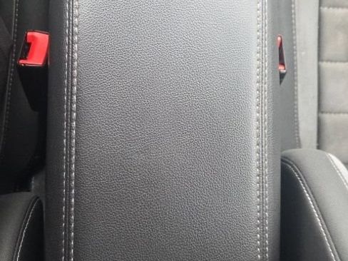 Used 2018 Ford Escape S FWD image 33