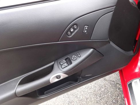 Used 2007 Chevrolet Corvette Convertible w/ Preferred Equipment Group image 15