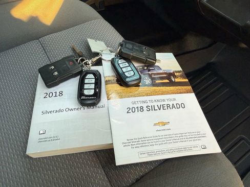 Used 2018 Chevrolet Silverado 2500 W/T w/ Snow Plow Prep Package image 41