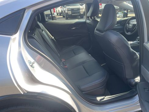 Used 2026 Toyota Prius XLE FWD image 33