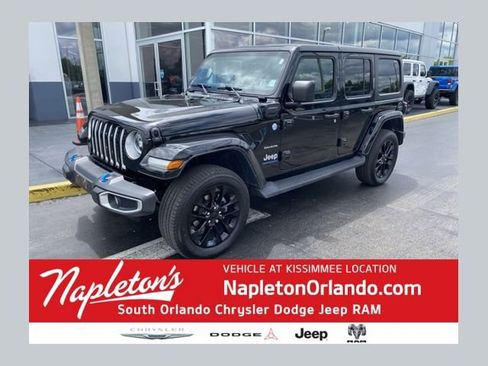Used 2023 Jeep Wrangler Unlimited Sahara w/ Cold Weather Group image 1
