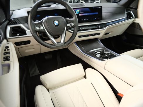 Used 2026 BMW X5 xDrive40i AWD/4WD image 2