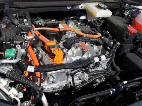 Used 2025 Chevrolet Equinox EV LT w/ Convenience Package image 25