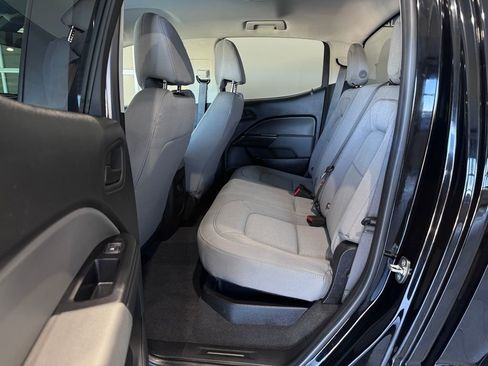 Certified 2022 Chevrolet Colorado W/T w/ Custom Special Edition image 10