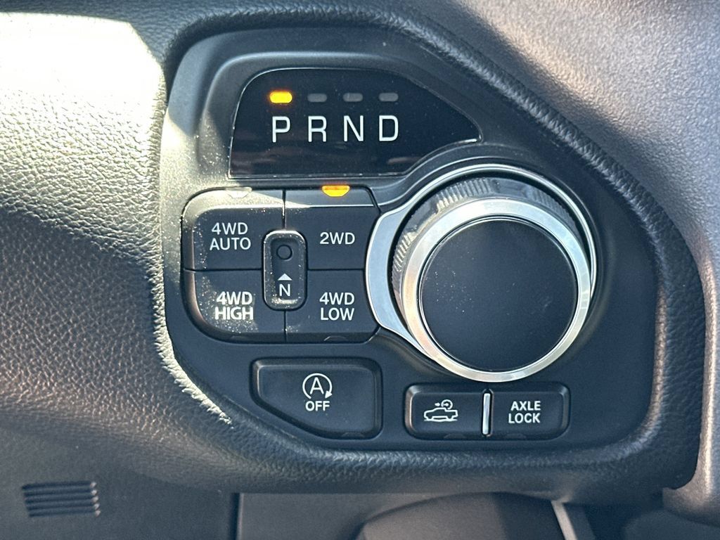 Used 2023 RAM 1500 Big Horn AWD/4WD image 29
