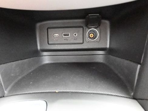 Used 2022 Chevrolet Equinox LS FWD image 39