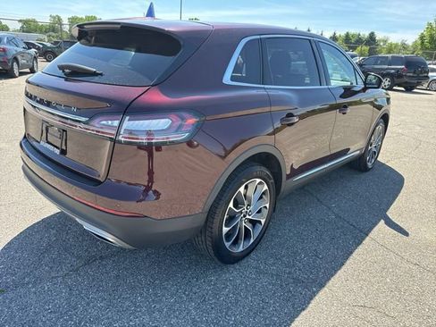Used 2023 Lincoln Nautilus Reserve AWD/4WD image 9