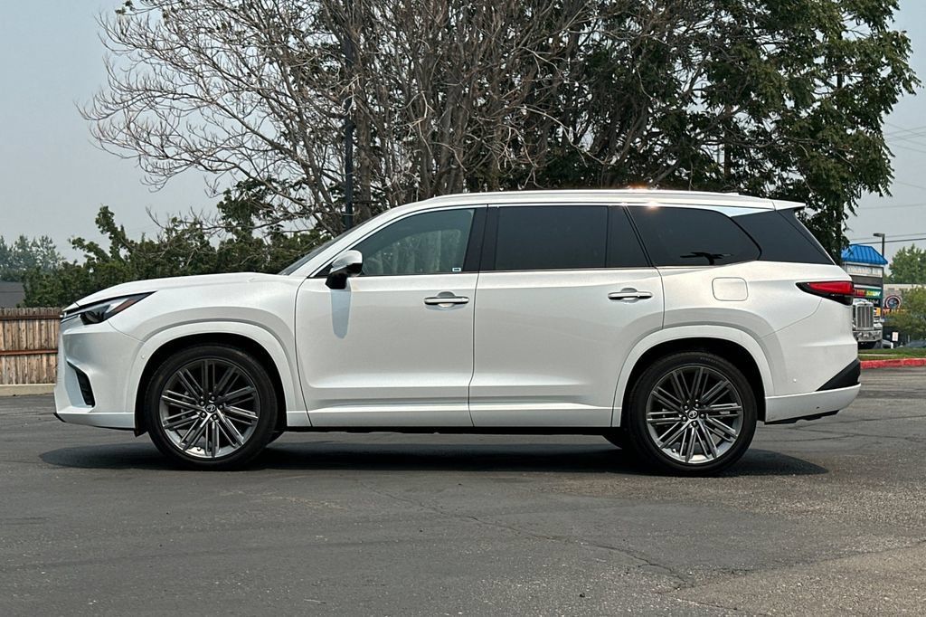 Used 2026 Lexus TX 350 AWD w/ Technology Package image 10