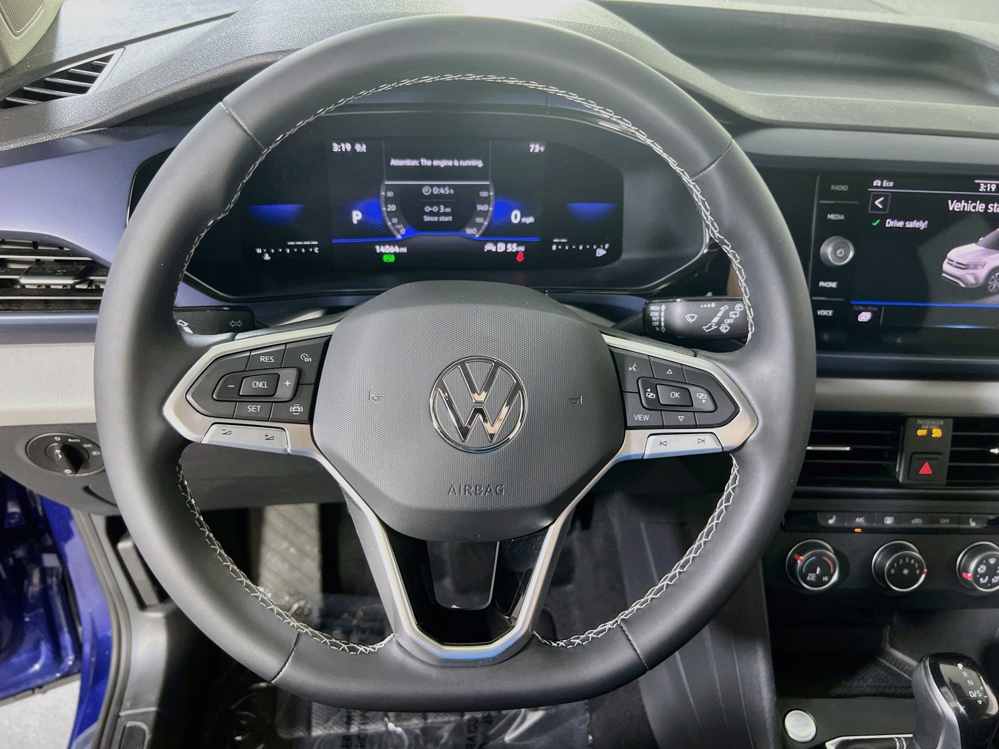 Used 2022 Volkswagen Taos SE FWD image 11