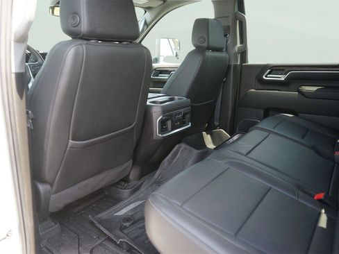 Used 2024 GMC Sierra 2500 SLT w/ Texas SLT Premium Package AWD/4WD image 12