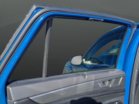 New 2026 Volkswagen Atlas Cross Sport SE image 15