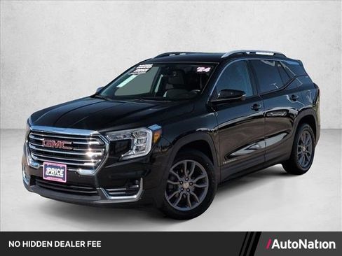 Used 2024 GMC Terrain SLT FWD image 1