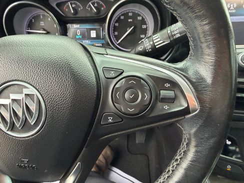 Used 2019 Buick Envision Essence image 21