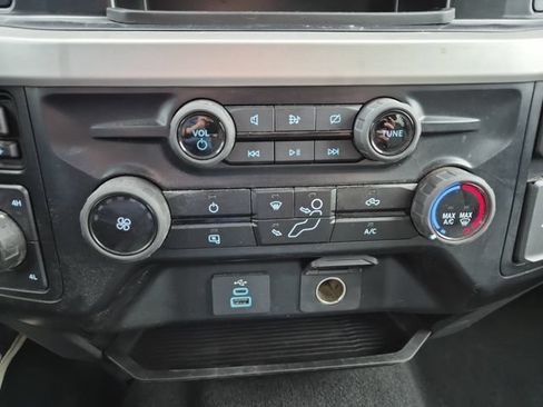 Certified 2024 Ford F350 XLT w/ FX4 Off-Road Package AWD/4WD image 17