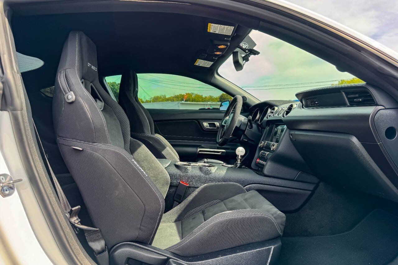 Used 2018 Ford Mustang Shelby GT350 w/ Electronics Package RWD image 28