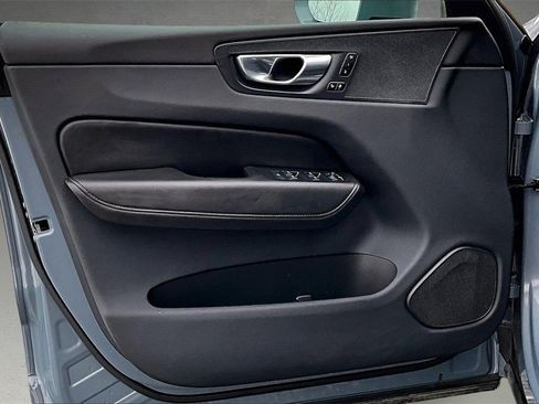 Certified 2023 Volvo XC60 B5 Core w/ Climate Package image 20