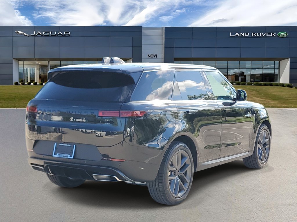 New 2027 Land Rover Range Rover Sport SE AWD/4WD image 4