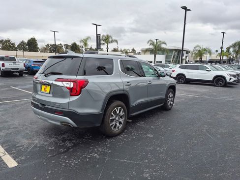 Used 2023 GMC Acadia SLE w/ Driver Convenience Package image 7