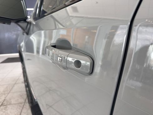 Used 2024 GMC Sierra 1500 AT4 w/ Technology Package image 15