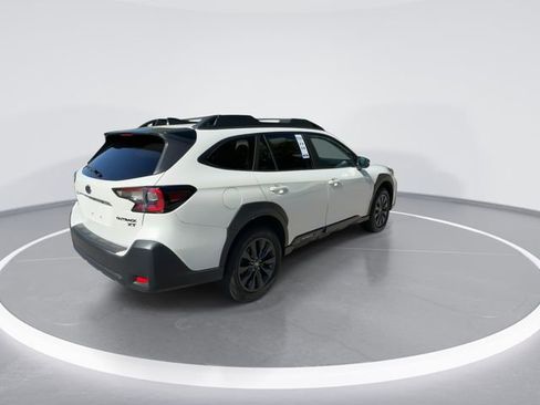 Used 2023 Subaru Outback Onyx Edition XT AWD/4WD image 8