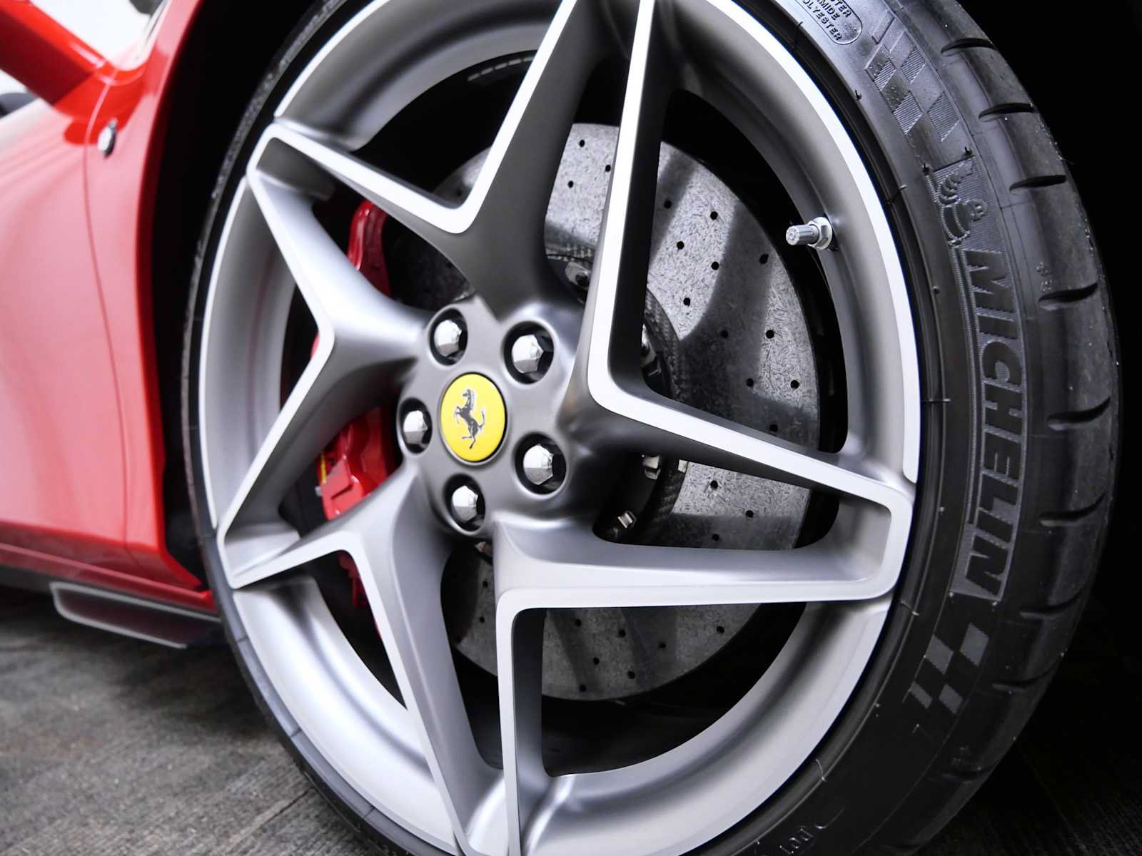 Certified 2023 Ferrari F8 Tributo RWD image 13