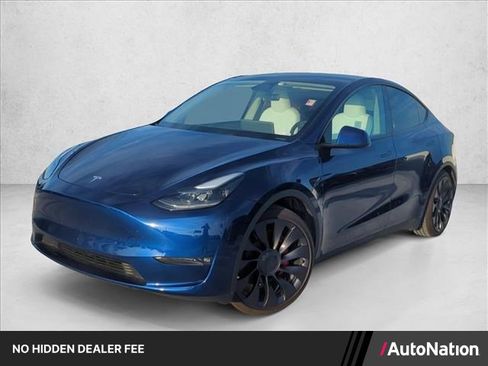 Used 2024 Tesla Model Y Performance AWD/4WD image 1