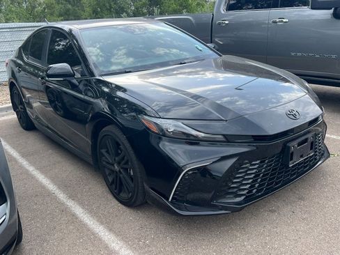 Used 2026 Toyota Camry Hybrid w/ Convenience Package AWD/4WD image 2