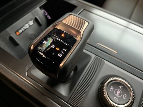 New 2025 GMC Hummer EV 2X w/ LPO, Dark Essentials Package image 20