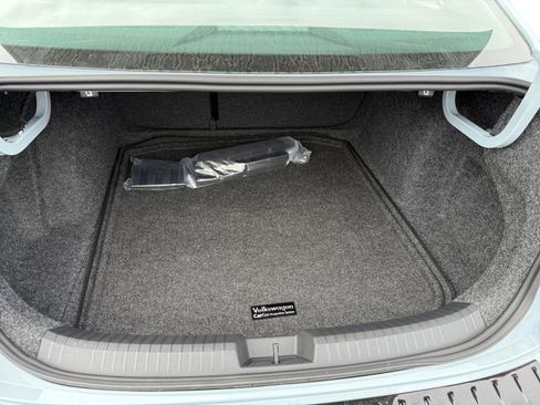 New 2025 Volkswagen Jetta SE image 17