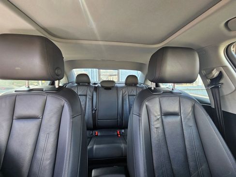 Used 2019 Audi A4 2.0T Premium w/ Convenience Package image 30